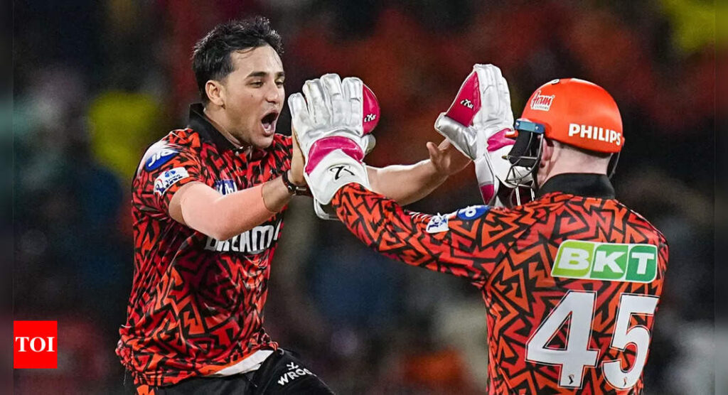 SRH vs RR, IPL Qualifier 2: Abhishek Sharma’s stocks grow with ‘Lyon style’ effort and dad’s help | Cricket News – Times of India