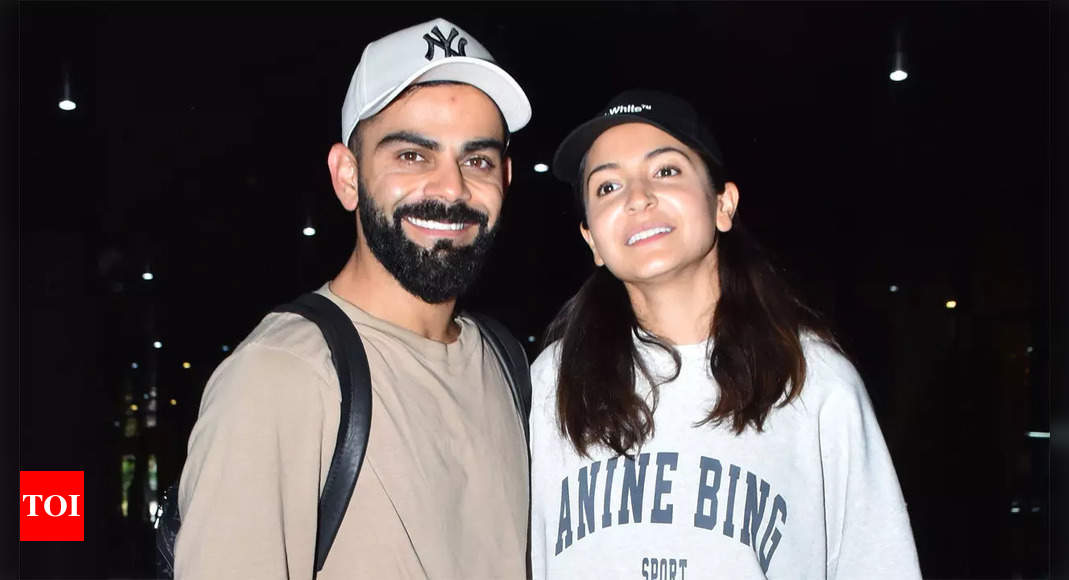 Watch: Virat Kohli enjoys dinner date with Anushka Sharma and friends in Mumbai ahead of T20 World Cup | Cricket News – Times of India