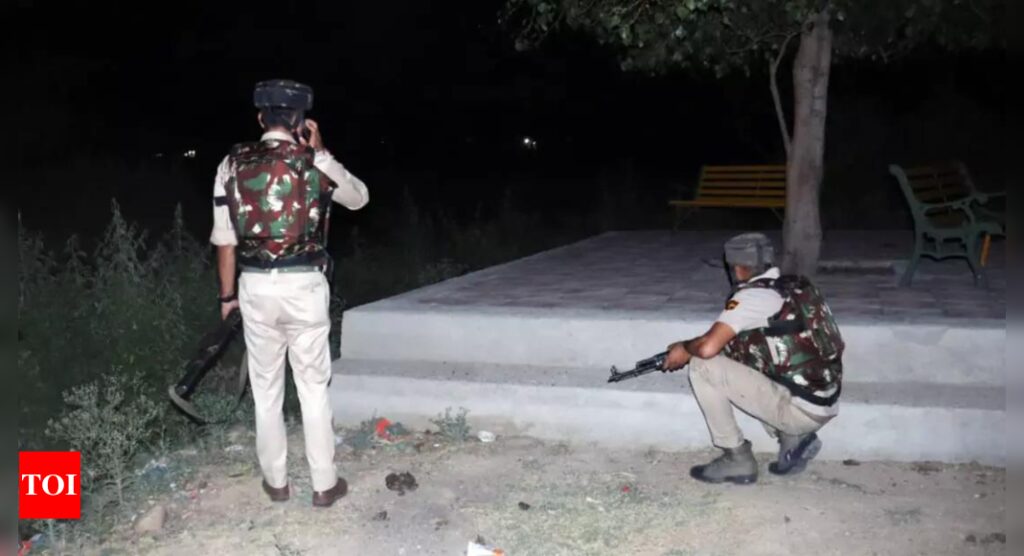 3 security personnel injured in encounter in J&K’s Doda district | India News – Times of India