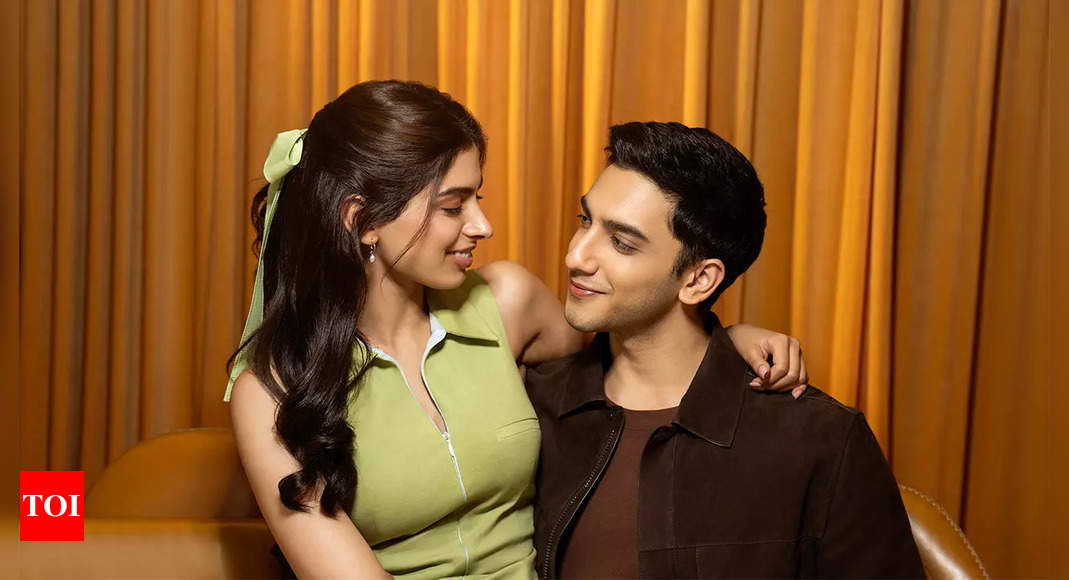 Bumble launches 'Opening Moves' Campaign with Vedang Raina and Khushi Kapoor, redefining modern dating | India News - Times of India