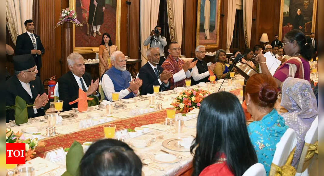 President hosts banquet for neighbouring countries’ leaders attending PM Modi’s swearing-in ceremony | India News – Times of India