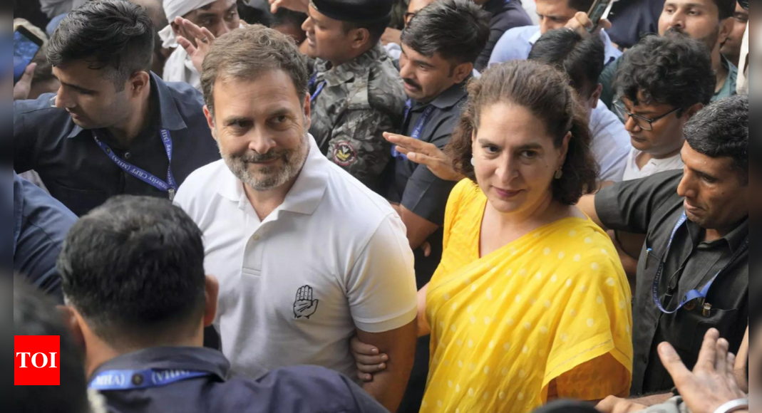 'Proud to be your sister': Priyanka Gandhi pens emotional note for Rahul for 'not backing down whatever the odds' | India News - Times of India