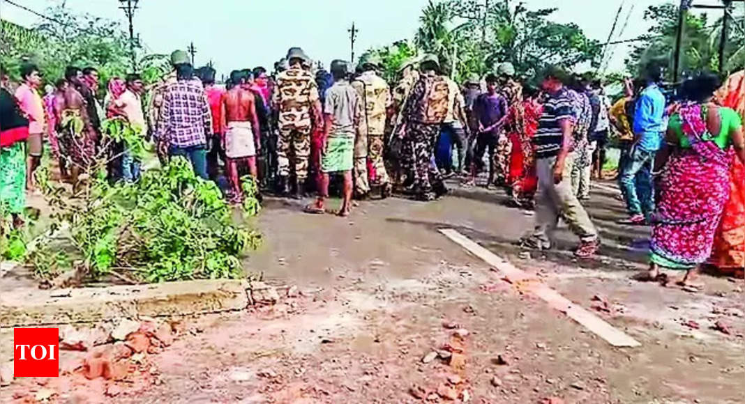 TMC man, BJP worker hurt as post-poll violence continues in Bengal district | India News – Times of India