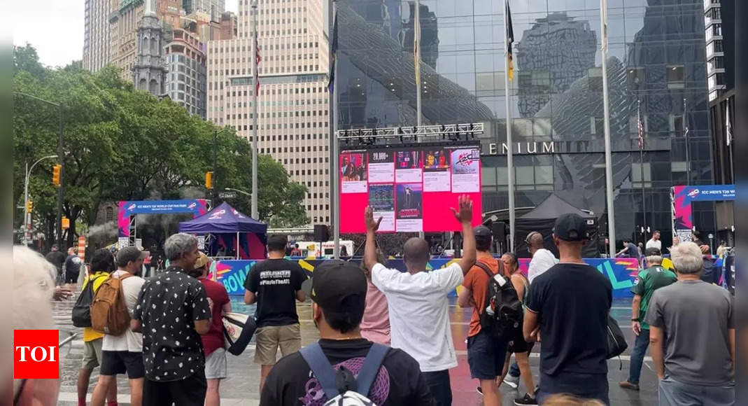 When traffic signal at New York's WTC dropped out for the final ball of Pakistan vs USA match in T20 World Cup | Cricket News - Times of India